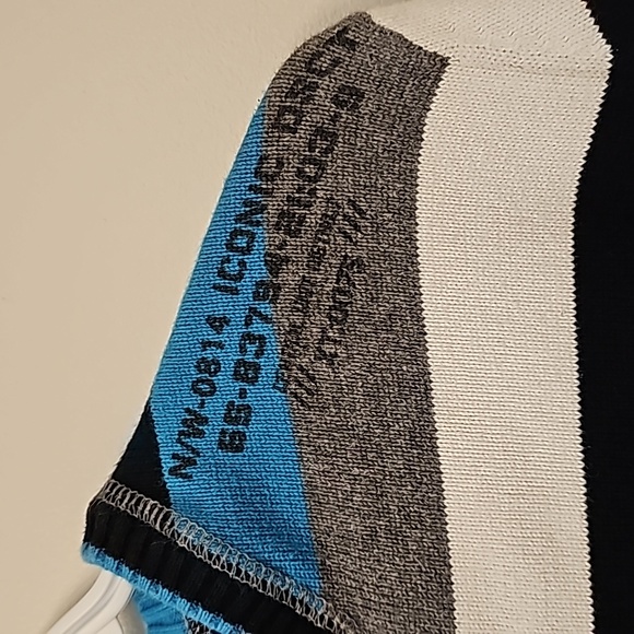 Txt - special edition medium blue black white and gray - Picture 2 of 6